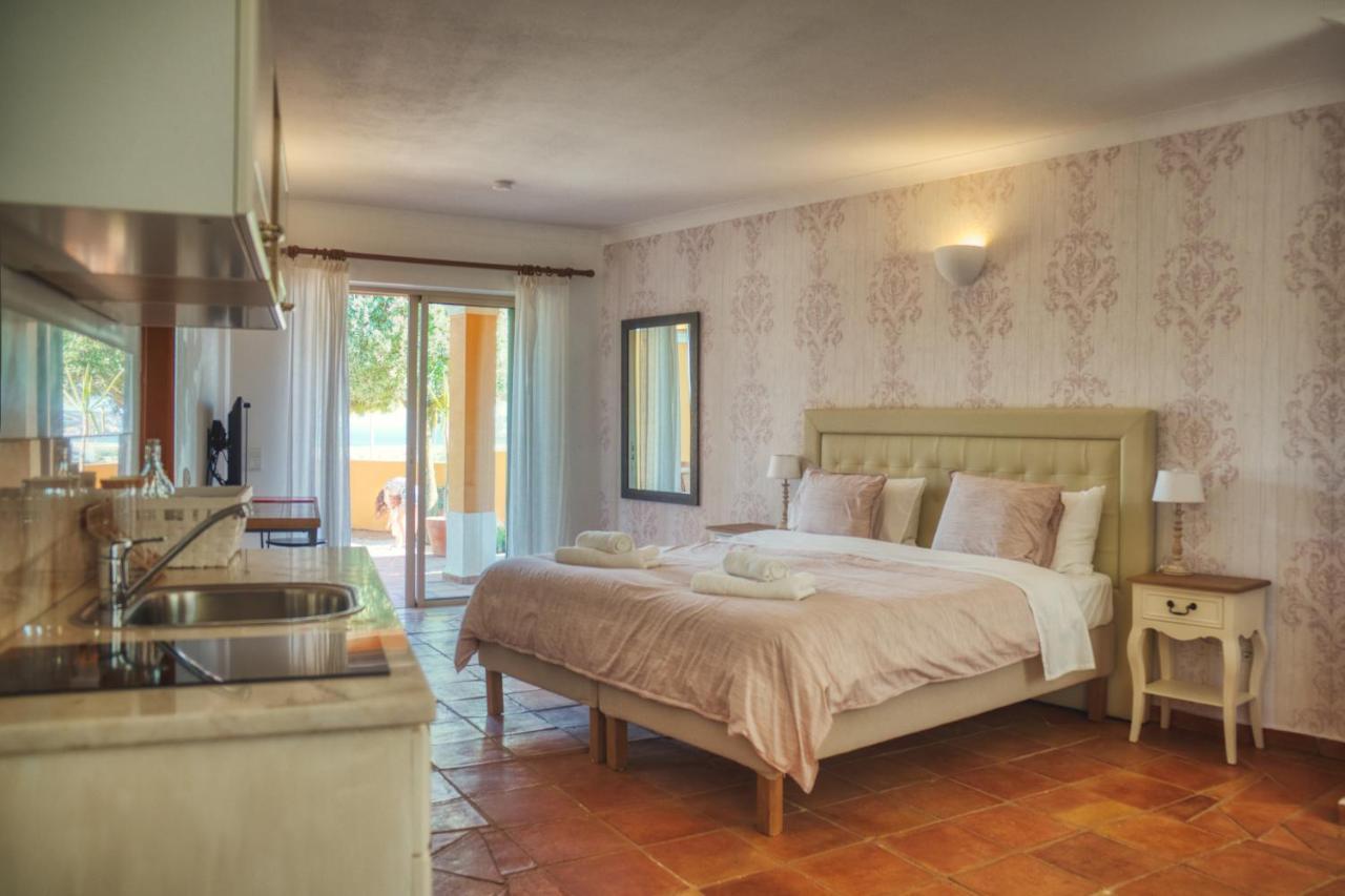 Moonshine Guest House With Private Studios And Private Cottage Lagos Exterior photo